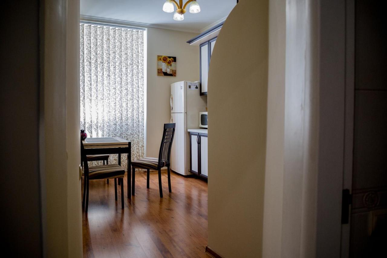 Apartment On Valova Street 利沃夫 外观 照片